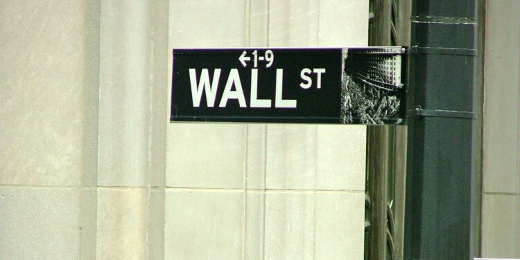 Los futuros del S&P 500 y Nasdaq 100 caen ante la Fed
