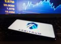 Standard Chartered prevé que Arbitrum alcance los 10 dólares en 2030