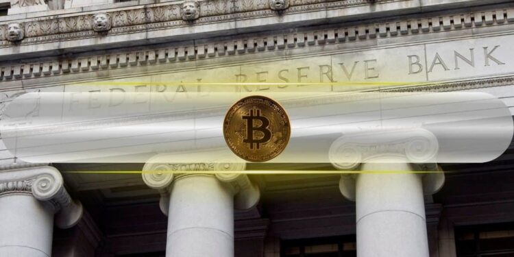 La Fed sube 25 puntos básicos y Bitcoin rebota hasta 76.500 dólares