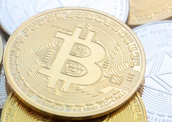 Bitcoin se alza como la segunda moneda más fiable en España