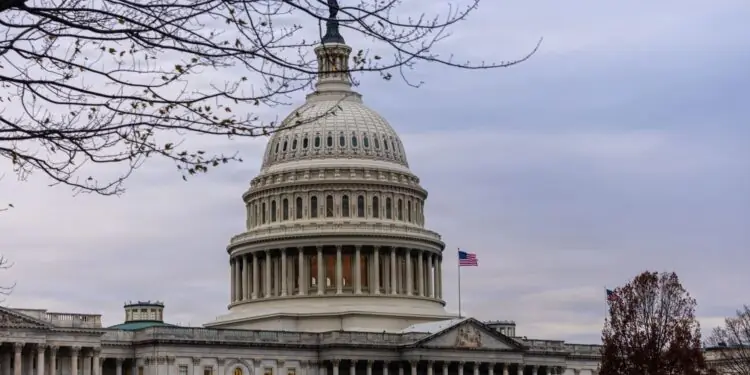 El Senado vota a las 20:15 si abre el debate de la CLARITY Act