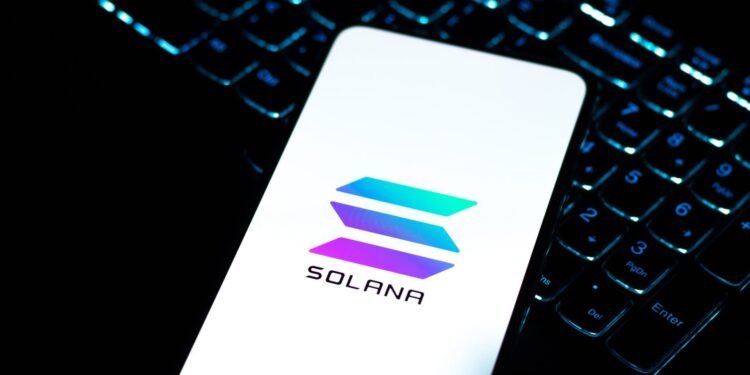 Solana prueba Alpenglow para acelerar la finalización de 12,8 a 0,15 s