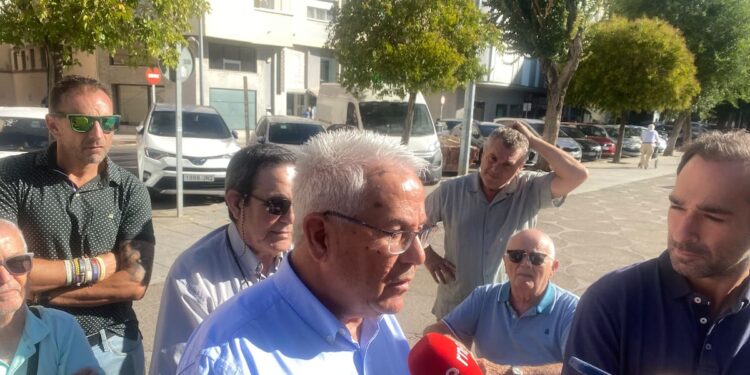 Solana denuncia irregularidades en las primarias del PSOE de Badajoz
