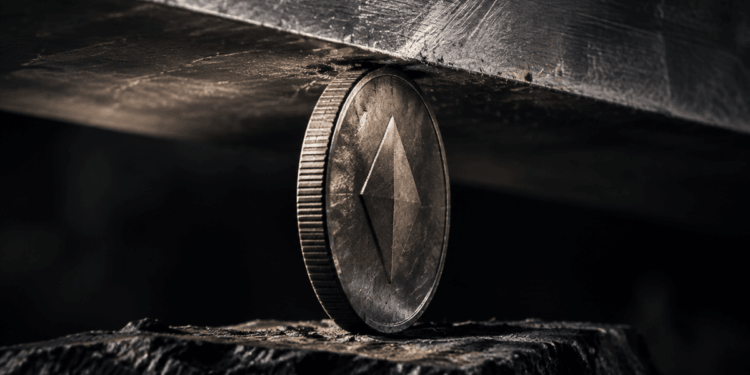 Ethereum prueba tres veces la resistencia en 30 días sin superarla