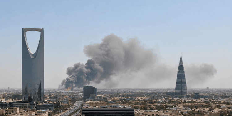 Arabia Saudí intercepta dos drones hutíes dirigidos a Riad