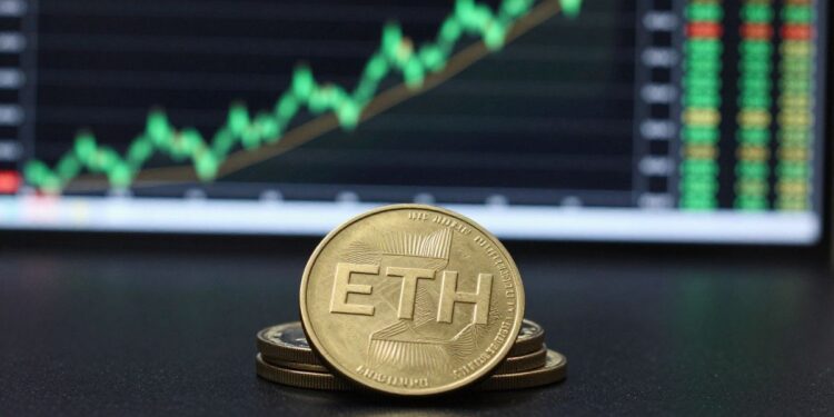 Ethereum defiende 2.700 $ tras el rechazo de 2.800 $ y mira a 3.000 $