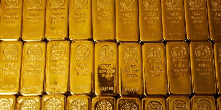 Bernstein rebaja su previsión, pero ve el oro en 5.600 dólares en 2030