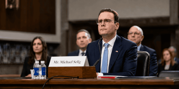 Selig (CFTC) pide prepararse para una tokenización masiva