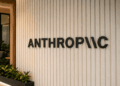 Anthropic aspira a 2 billones pese a advertir de riesgos existenciales
