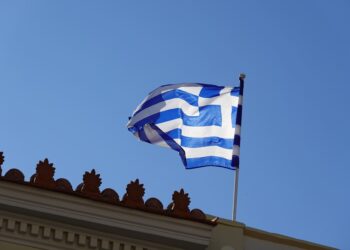 Grecia incorpora cuatro firmas al registro MiCA; Binance queda fuera