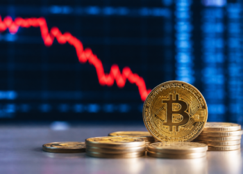 EEUU mueve otros 1.000 millones en Bitcoin y BTC cae 4.000 dólares