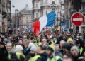 La venta de bonos franceses eleva su interés al 4,9%, máximo desde 2002