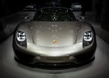 Porsche cierra su Web3 y sus 2.363 NFT seguirán existiendo