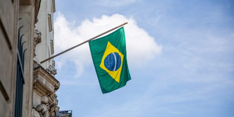 Mercados brasileños suben con fuerza tras el avance de Bolsonaro 1 Mercados brasileños suben con fuerza tras el avance de Bolsonaro