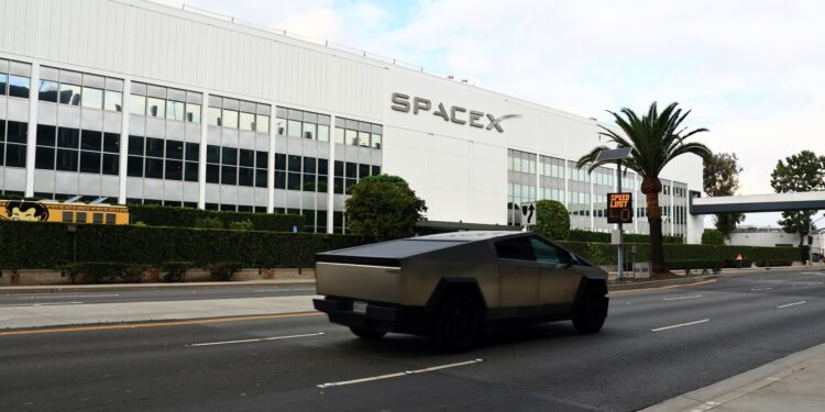 SpaceX busca 40.000 millones para chips Nvidia ante su obsolescencia