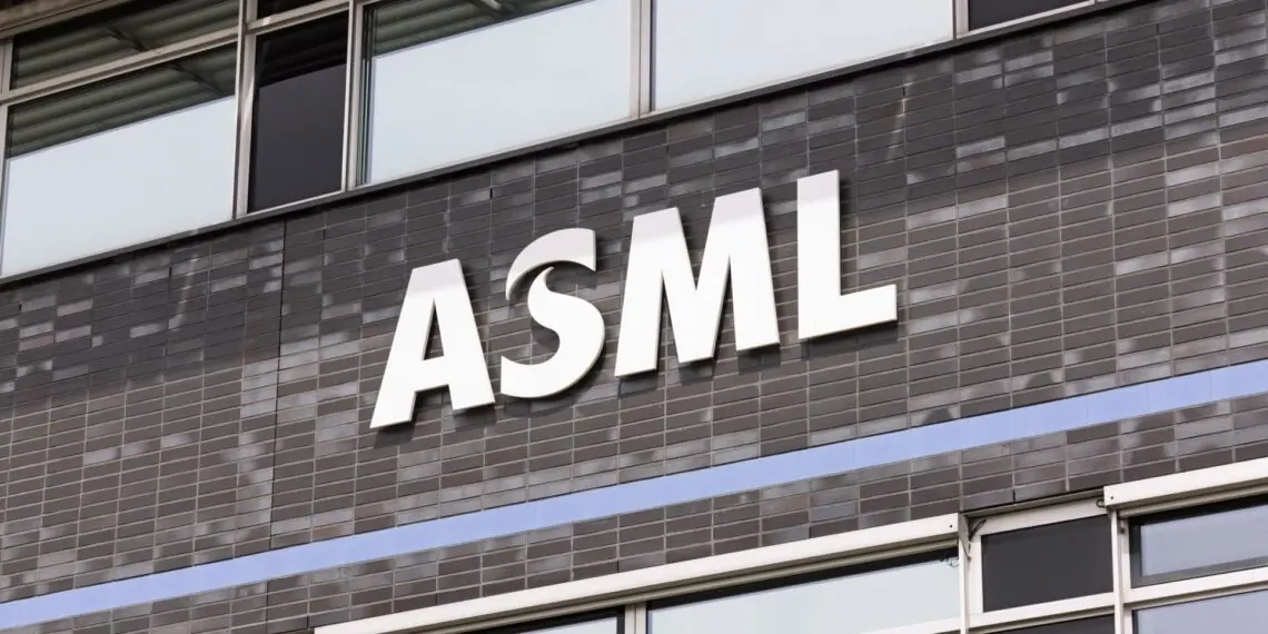 ASML impulsa el auge de la IA, pero el dinero caro amenaza 1 ASML impulsa el auge de la IA, pero el dinero caro amenaza