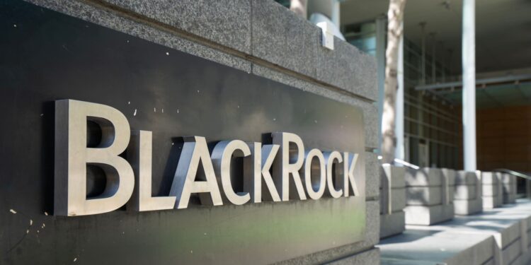 BlackRock solicita un ETF de Bitcoin que limita las pérdidas