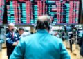 Bitcoin cae un 3,63% y pone a prueba el soporte de 81.800 dólares