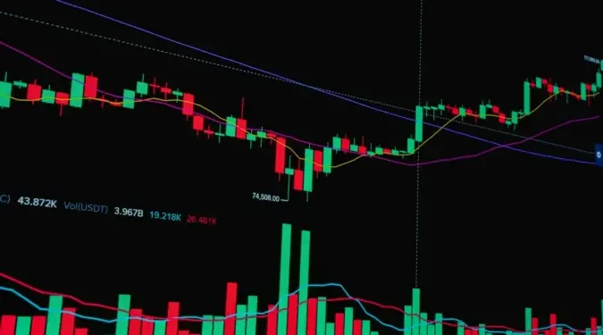 RAY cae un 1,79% hasta 1,82 dólares; investigan volumen artificial