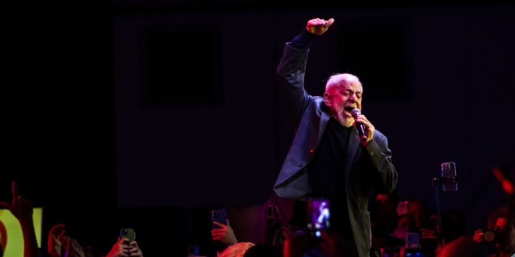La Bolsa brasileña afronta una caída del 11% tras la victoria de Lula 1 La Bolsa brasileña afronta una caída del 11% tras la victoria de Lula
