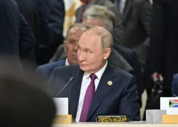 Putin estudia hablar con líderes de Finlandia y Noruega por la paz
