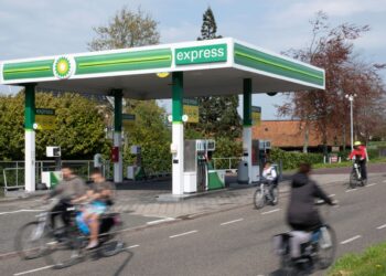 BP registra su mayor beneficio en 18 años por la guerra con Irán