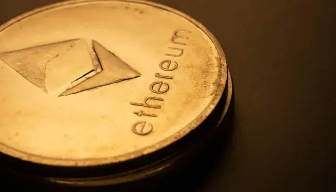 Ethereum pierde 2.200 $ y registra 628 M$ liquidados en una hora